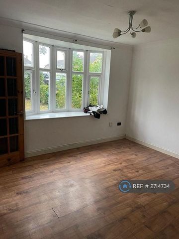 2 bedroom terraced house to rent - Photo 2