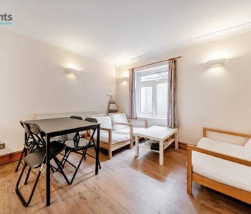 4 bedroom terraced house to rent - Photo 5