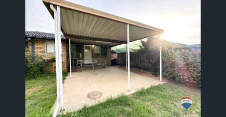 Beautifully presented home offering comfort, space, and convenience, perfect for families or anyone seeking a relaxed lifestyle. - Photo 3