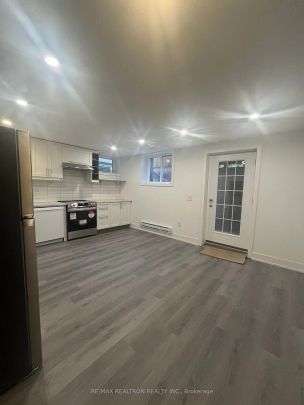 Detached Home For Lease | E9233423 - Photo 1