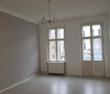 ZWEIZIMMERWOHNUNG IN TEGEL MIT BALKON ZU VERMIETEN - Foto 1