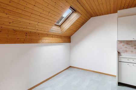 MIETEN OHNE KAUTION - Dachwohnung in grüner Umgebung - Photo 2