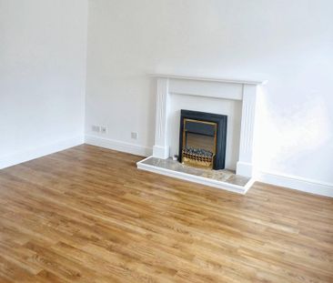 3 bedroom detached house to rent - Photo 2