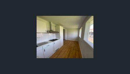 52 Oakes Ave, Clayton South - Photo 4