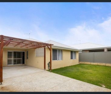 Tick all the boxes for perfect family living - Photo 6