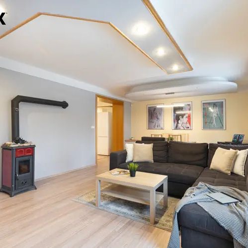 Výjimečné bydlení s prostorem pro život i podnikání - Most, Zahražany - Photo 1