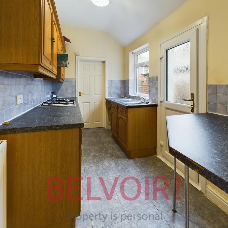2 bedroom terraced house to rent - Photo 1
