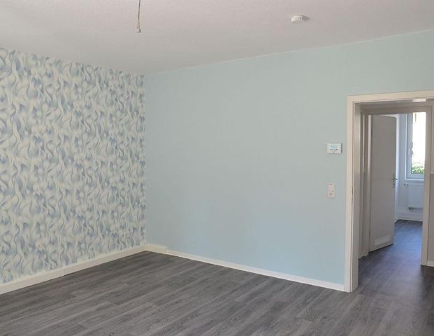 Moderne 2 Raumwohnung mit Balkon - Foto 1