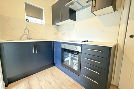 Lawford Road - Photo 5