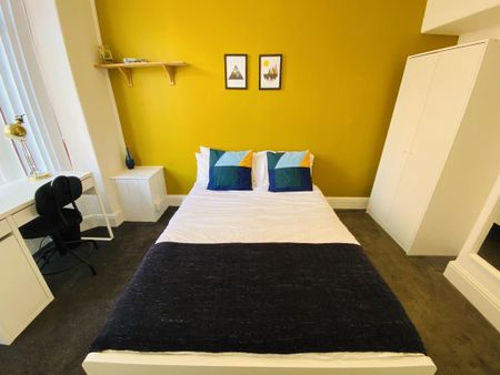 3 bedroom terraced house to rent - Photo 5