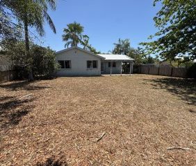 Great Family Home - Photo 1