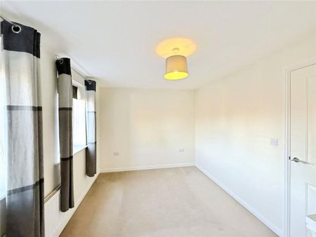 3 bedroom end of terrace house to rent - Photo 5