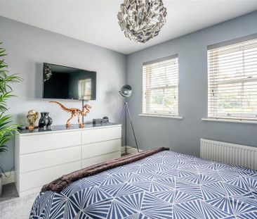 2 bedroom semi-detached house to rent - Photo 6