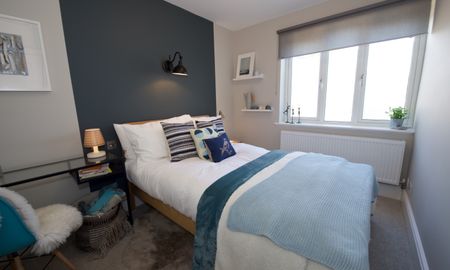 Marsh Lane Room D - Photo 2