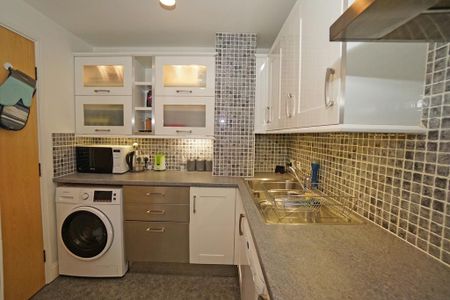 2 bedroom apartment to rent - Photo 5