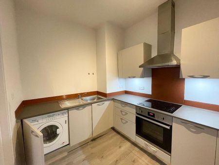 1 bedroom flat to rent - Photo 3