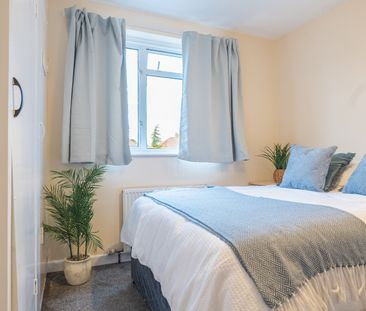 4 Bed Terraced House, Mortimer Road, BS34 - Photo 5