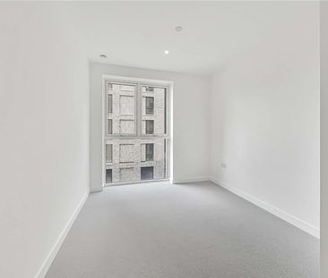 Fantastic park facing 2 bedroom apartment, in the highly anticipate... - Photo 1