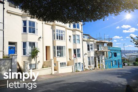 2 Bed property for rent - Photo 3