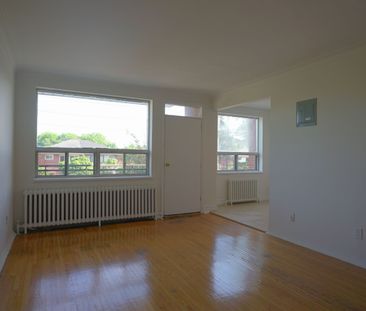 For Lease - 137 Brookhaven Drive Unit# 7, Toronto, Ontario - Photo 3
