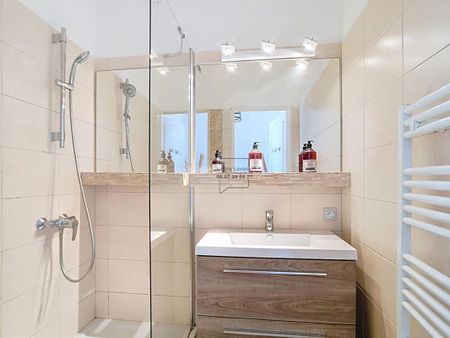 Location Appartement 2 pièces 36m² MARSEILLE 2ème - Photo 4