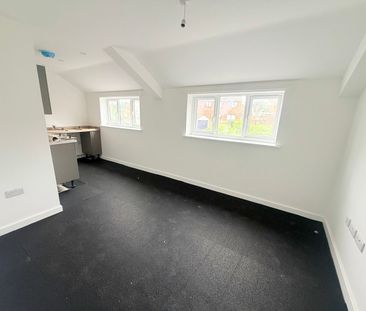 Sherborne Road, Yeovil, Somerset - Photo 3