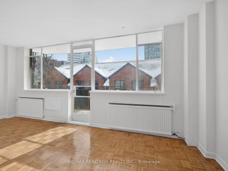 25 Bedford Road #406 - Photo 2