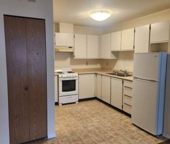 Senior Apartment for rent - Photo 1