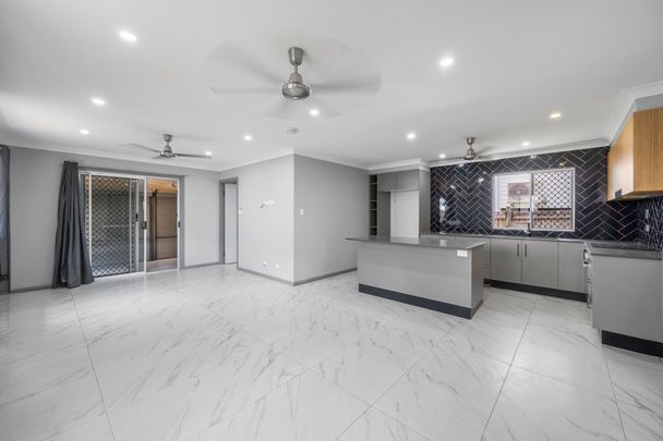 35 Carr Street, Hermit Park QLD 4812 - House For Rent | Domain - Photo 1