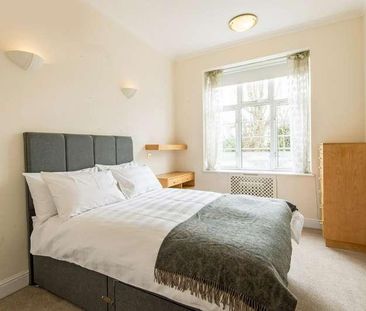 Hall Road, St John's Wood, London, NW8 - Photo 5
