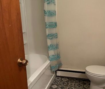 2 BDRM/1 BATH - 602 HOPKINS ST - Available Now *DECEMBER RENT SPECIAL* - Photo 6