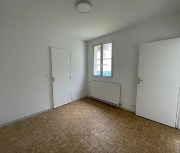 Location Appartement 4 pièces 96m² AUBENAS 07200 - Photo 3