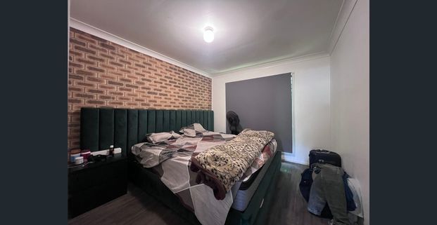 Two-Bedroom Unit Close to Ipswich CBD & Transport - Photo 1