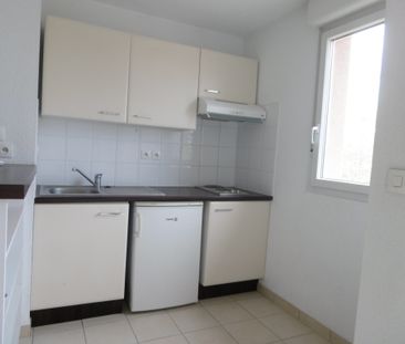 Location Appartement 2 pièces 42m² - Photo 3
