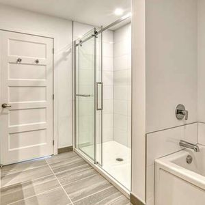 ST-CHARLES-BORROMÉE - APPARTEMENT 4½ À LOUER - SEPTEMBRE - Photo 3