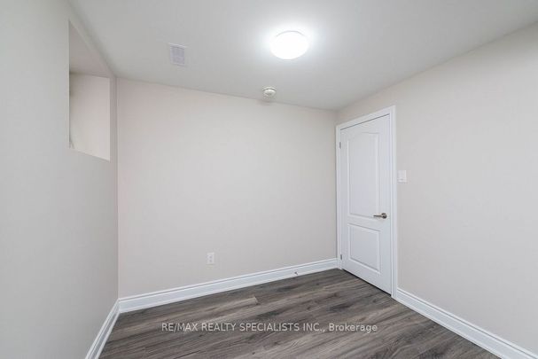 For Lease - 9 Boothill Drive, Brampton, Ontario - Photo 1