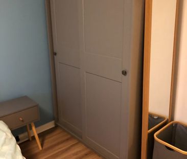 1 Bed Flat, Giles Street, EH6 - Photo 5