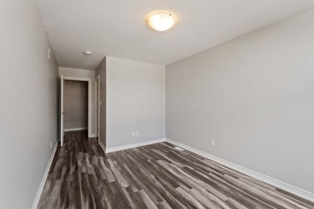 For Lease - 81 Grove Street, Welland, Ontario - Photo 4