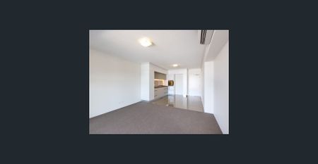 1 bedroom unit in West End - Photo 4