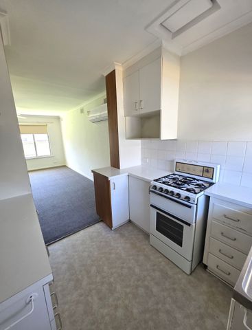 Your Perfect 2 Bedroom Home Awaits! - Photo 5