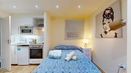 Studio to rent - Photo 5