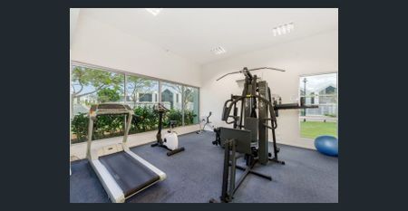 Well Kept Home in The Heart Of The Glades Golf Course - Photo 5