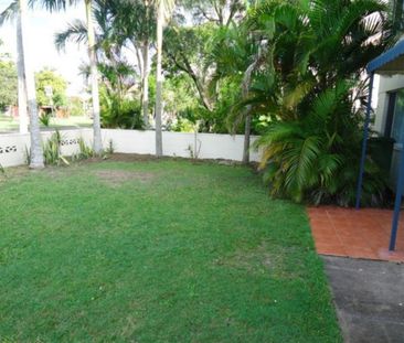 9 Oleander Avenue, Biggera Waters - Photo 5