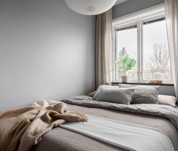 Valborgsmässovägen, Hägersten - Foto 1