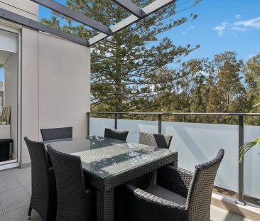 Jade Gardens: Heavenly Top Floor Chic Apartment With Light, Tree To... - Photo 4