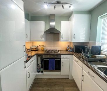 2 bedroom semi-detached house to rent - Photo 5