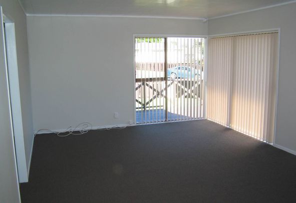 PAPATOETOE, 3 BEDROOMS - Photo 1