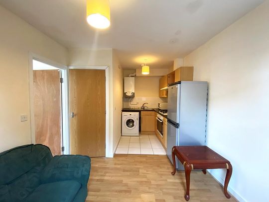 2 bedroom flat to rent - Photo 1
