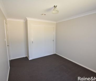 Spacious and Stylish Living in Central North Orange - Photo 2