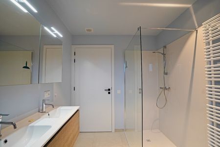Prachtig lichtrijk nieuwbouwappartement te Buggenhout - Photo 4